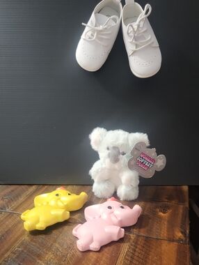 Vtg Elephants ,new baby shoes and plushy